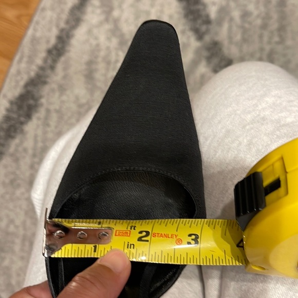 BLACK FABRIC ANNE KLEIN STRAPPY HEELS - Picture 5 of 5